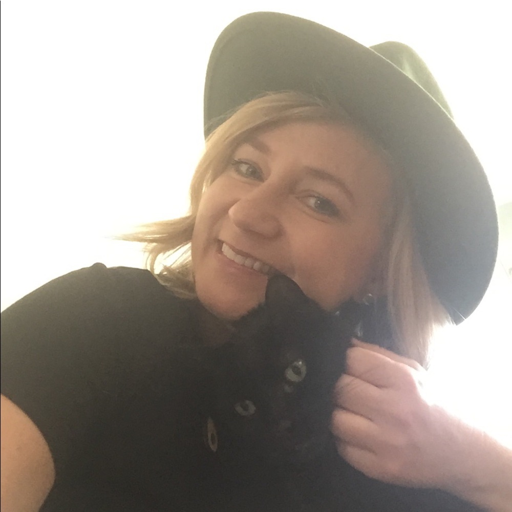 Meet your Posher, Keely
